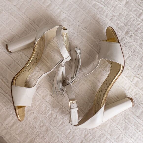 Juicy Couture Cream Tassle Erica‎ Heels size 8.5 - Picture 1 of 17